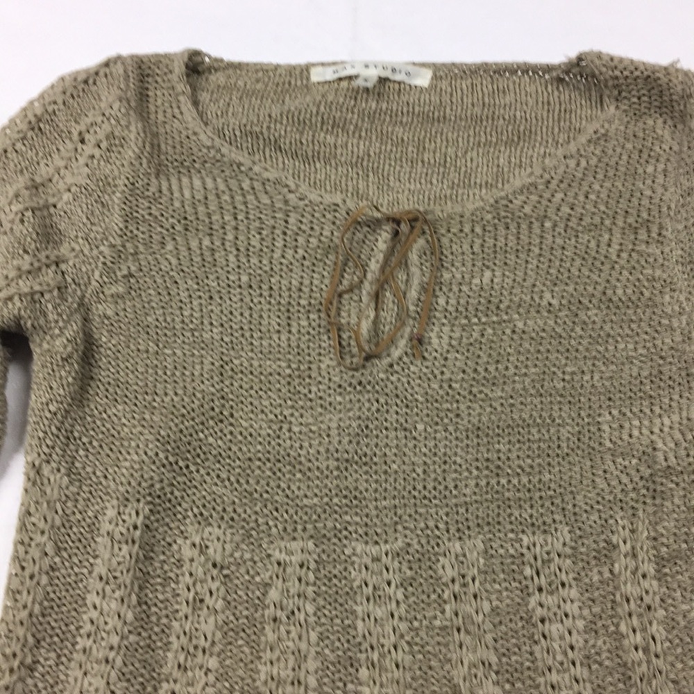 Sweater - Picture 2 of 5